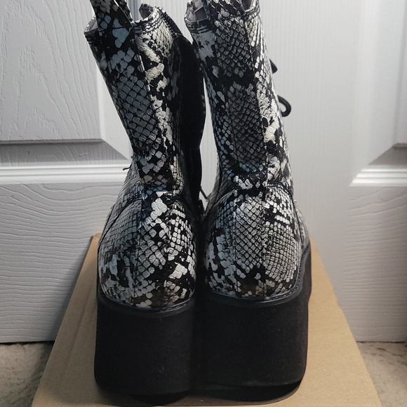 Snakeskin Platform Boots - Picture 3 of 5